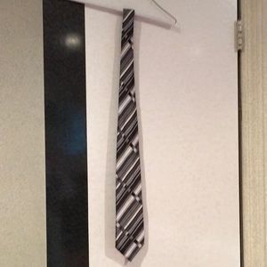 Men’s tie